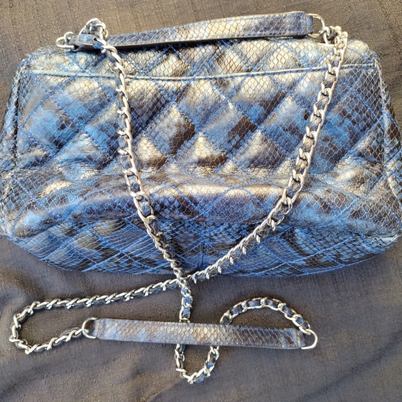 Shoulder Bag - Picture 3 of 4